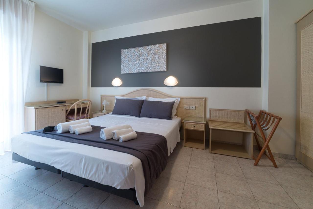 Hotel Airone (Adults Only) Bibione Exterior photo