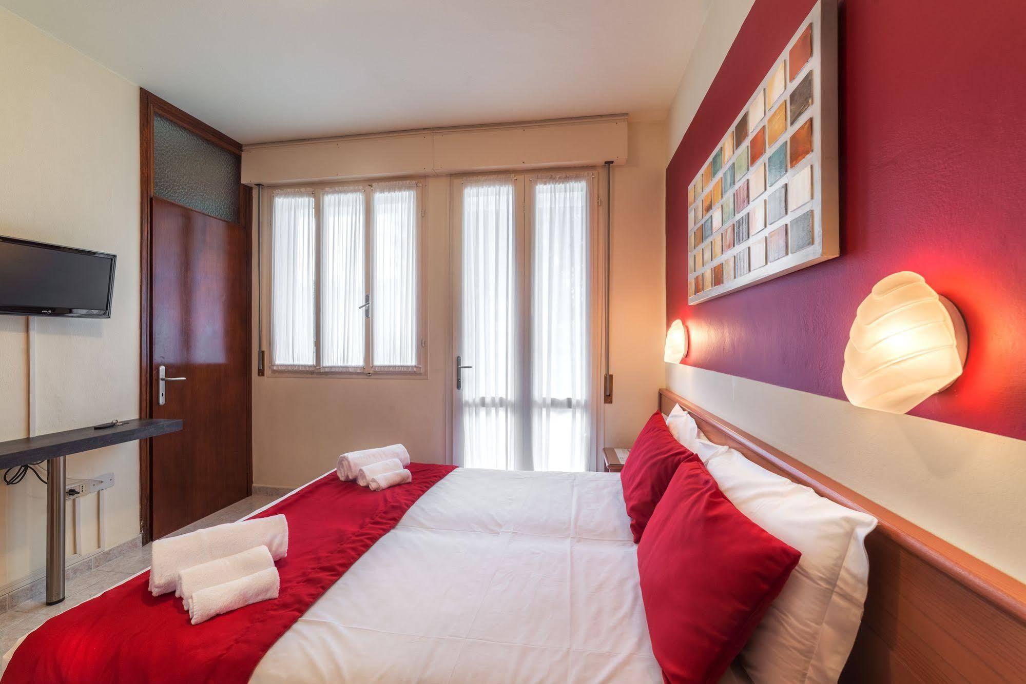 Hotel Airone (Adults Only) Bibione Exterior photo