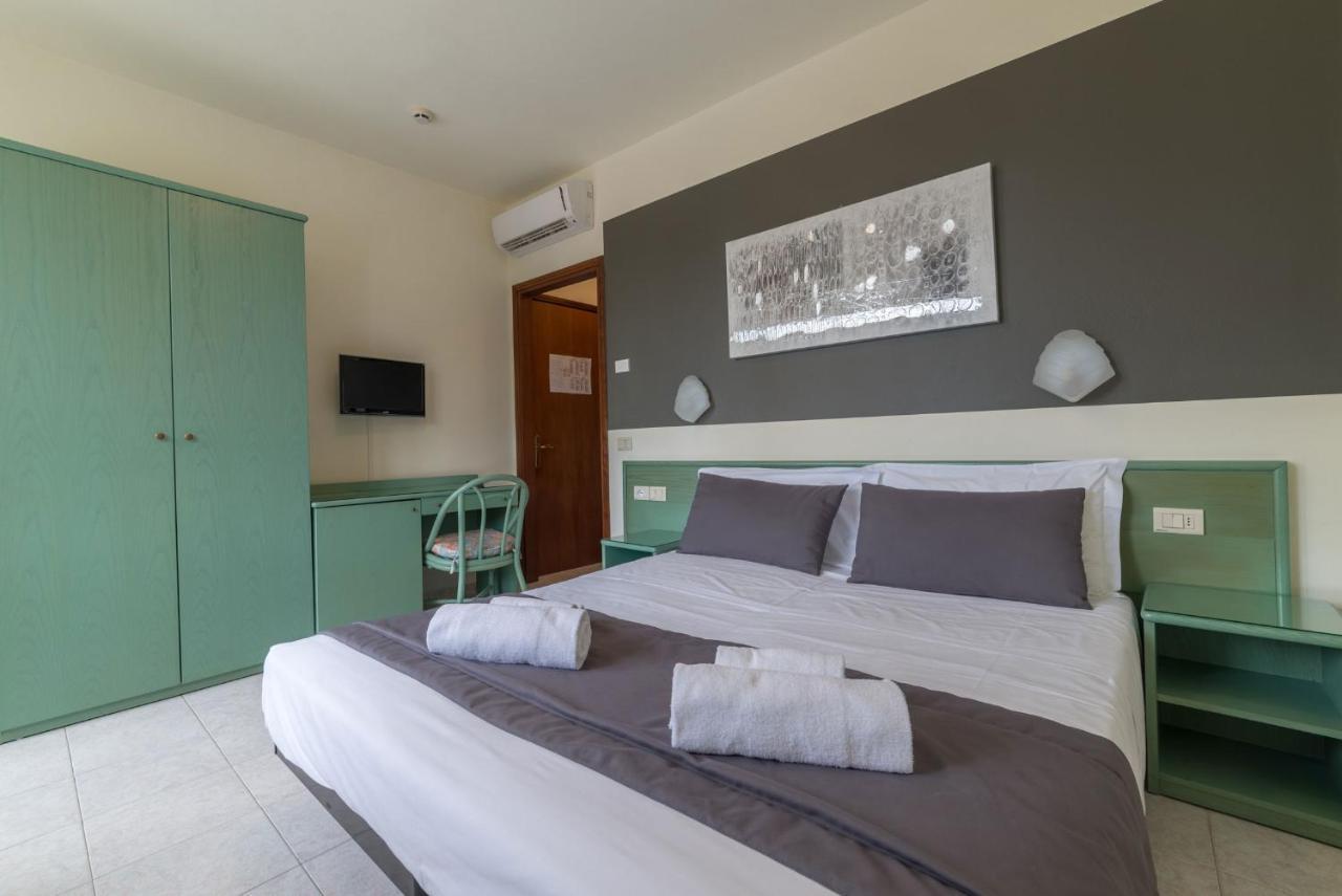 Hotel Airone (Adults Only) Bibione Exterior photo