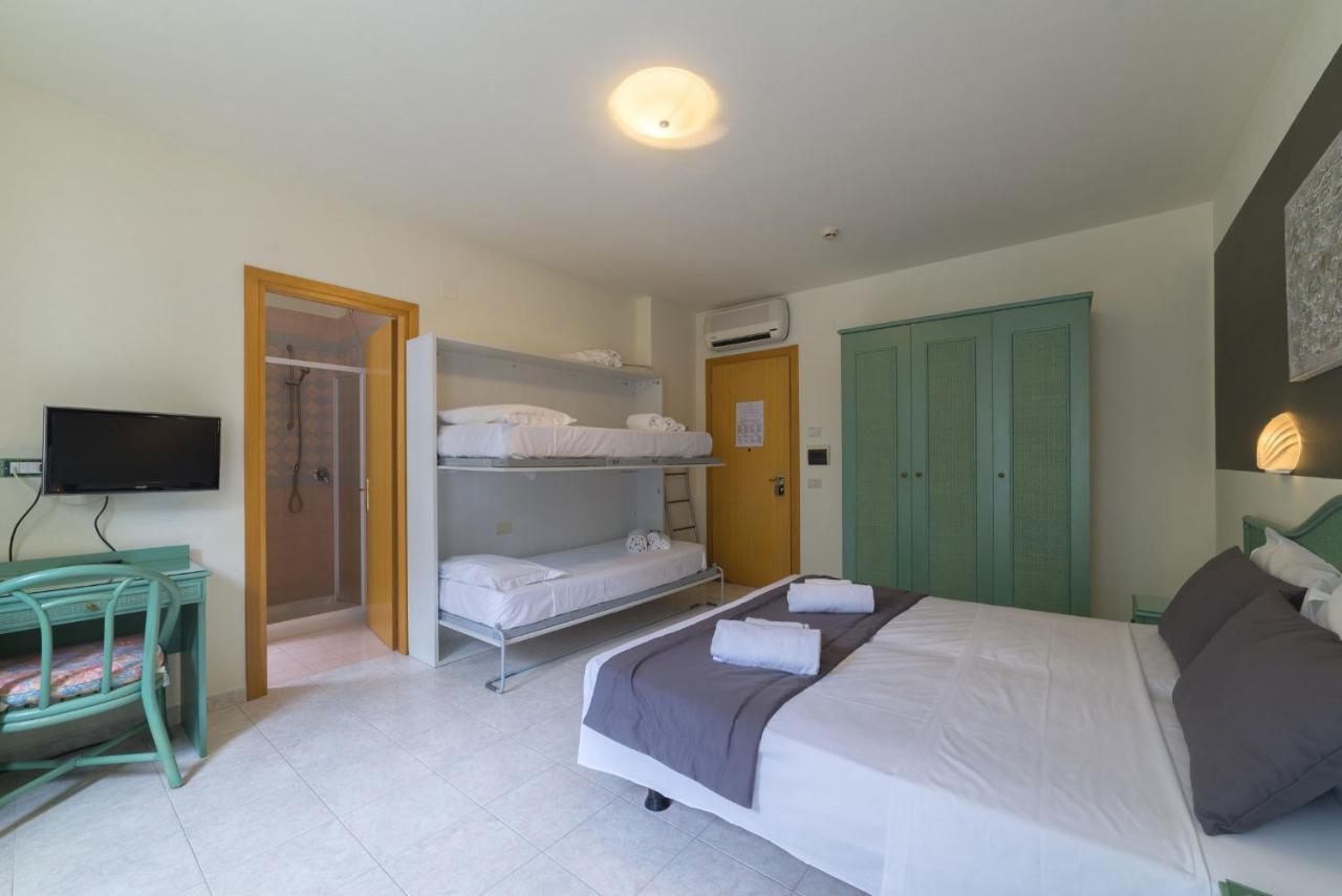 Hotel Airone (Adults Only) Bibione Exterior photo